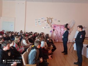 Împotriva drogurilor